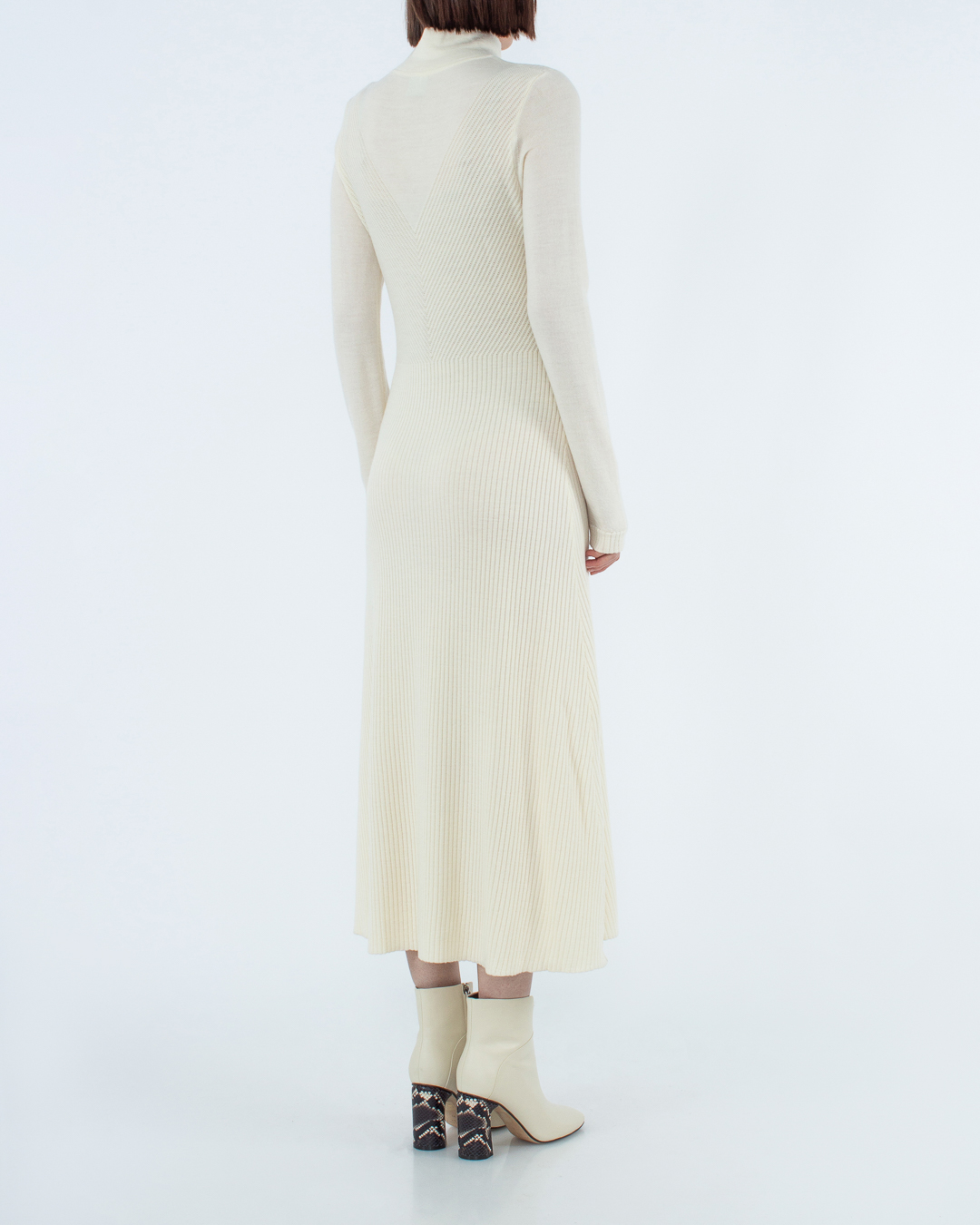 Женская базовое платье миди  FREE AGE., сезон: зима 2022/23. Купить за 22900 руб. | Фото 4